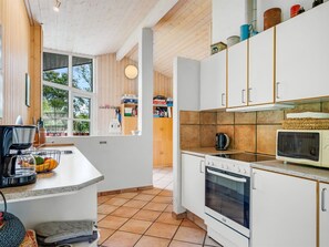 Fridge, microwave, oven, dishwasher - "Bruna" - 300m from the sea by Interhome (Jerup)
