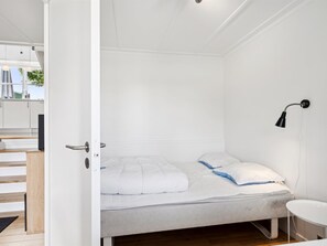 3 bedrooms, internet