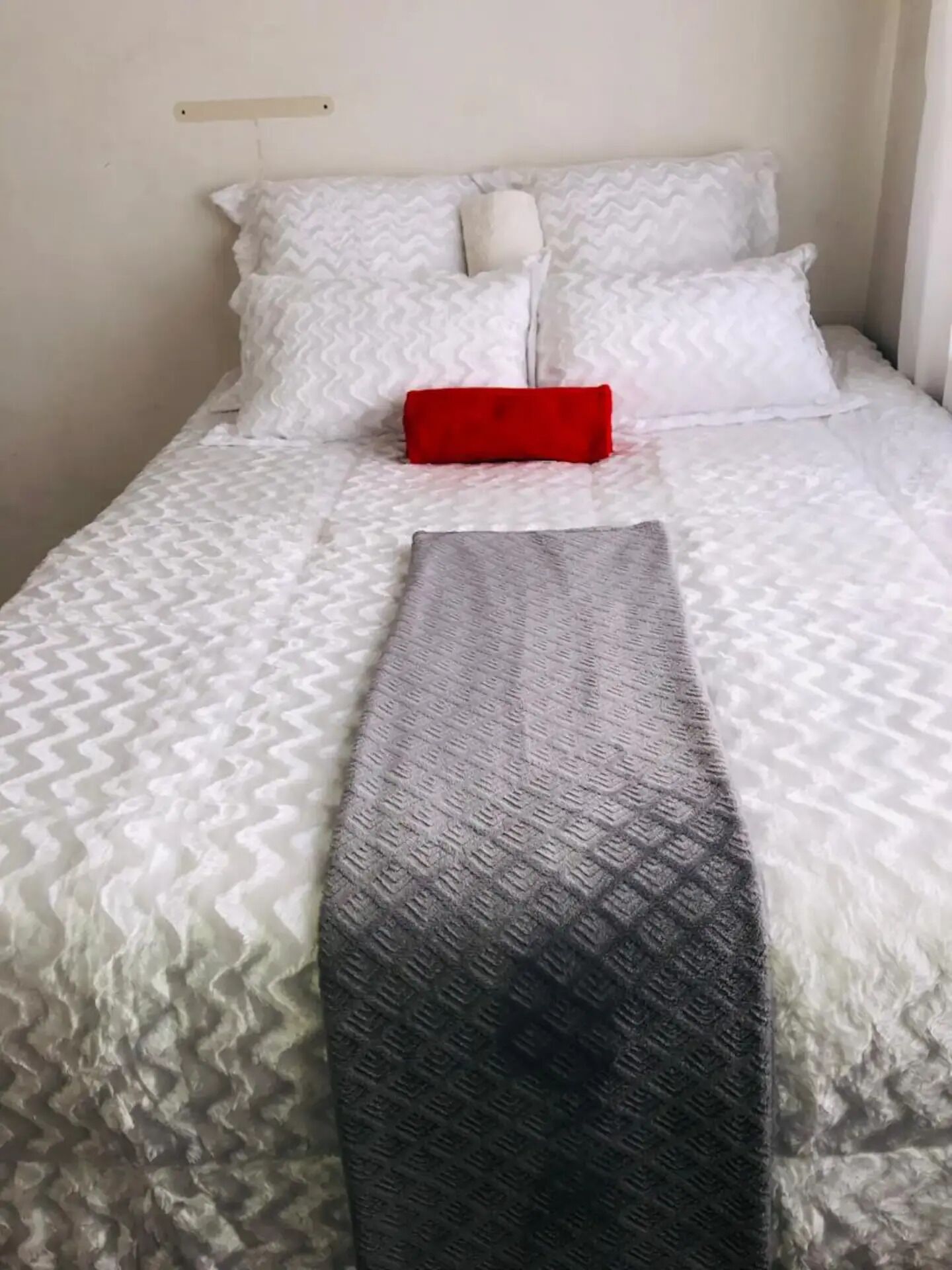 2 dormitorios, tabla de planchar con plancha, wifi y ropa de cama