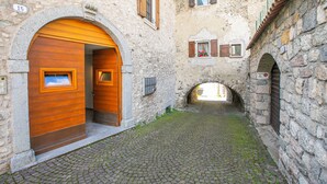 Unclassified image, 2 of 23, button - La Madonnina Apartment for 2 in Tenno (Tenno)