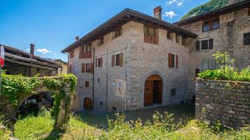 Standard Apartment, 1 Bedroom, Microwave (La Madonnina Apartment for 2 in Tenno) | Exterior