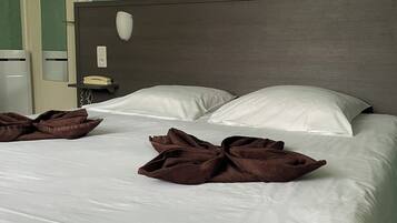 5 chambres, Wi-Fi, draps fournis