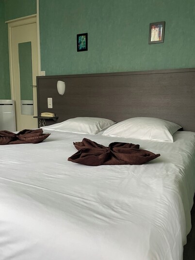 Maison Galland Chambres et Table D'hôte Lapalisse