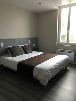 5 chambres, Wi-Fi, draps fournis