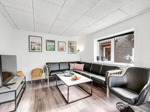 Televisión, chimenea