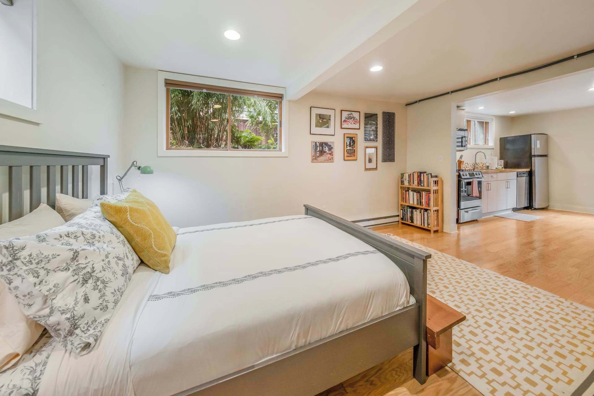 1 bedroom, iron/ironing board, travel crib, WiFi