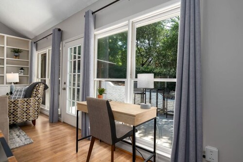 Hoover Townhouse|Great location|3 BR 3 Bath