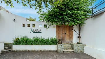 Entrada de la propiedad