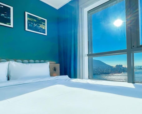 Premium Double Room | Desk, laptop workspace, free WiFi, bed sheets
