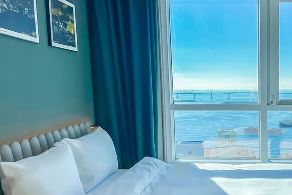 Habitación doble Premium | Escritorio, espacio para trabajar con laptop y wifi gratis