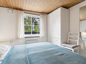 2 bedrooms, WiFi