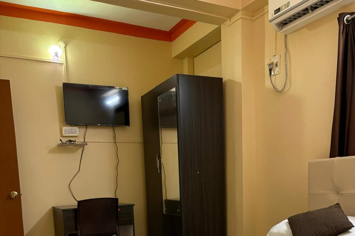 Luxury Oda, Şehir Manzaralı | Masa, ücretsiz kablosuz İnternet 