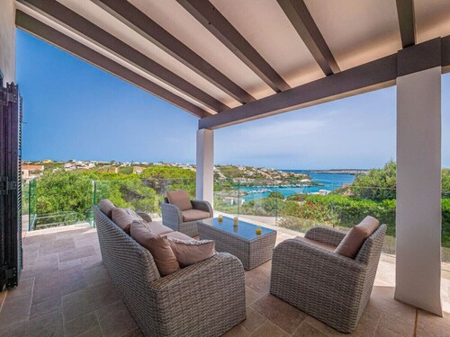 Villaser - nice seaview and pool