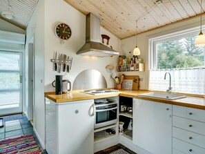 Fridge, microwave, oven, cookware/dishes/utensils
