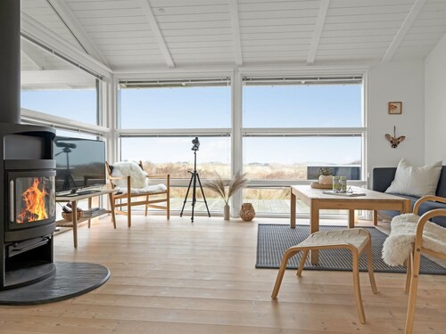 "Nuka" - 400m from the sea by Interhome