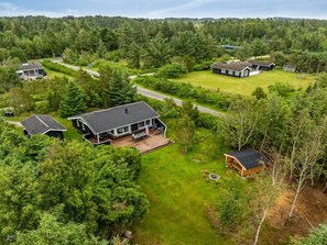 ا لمنشأة من الخارج