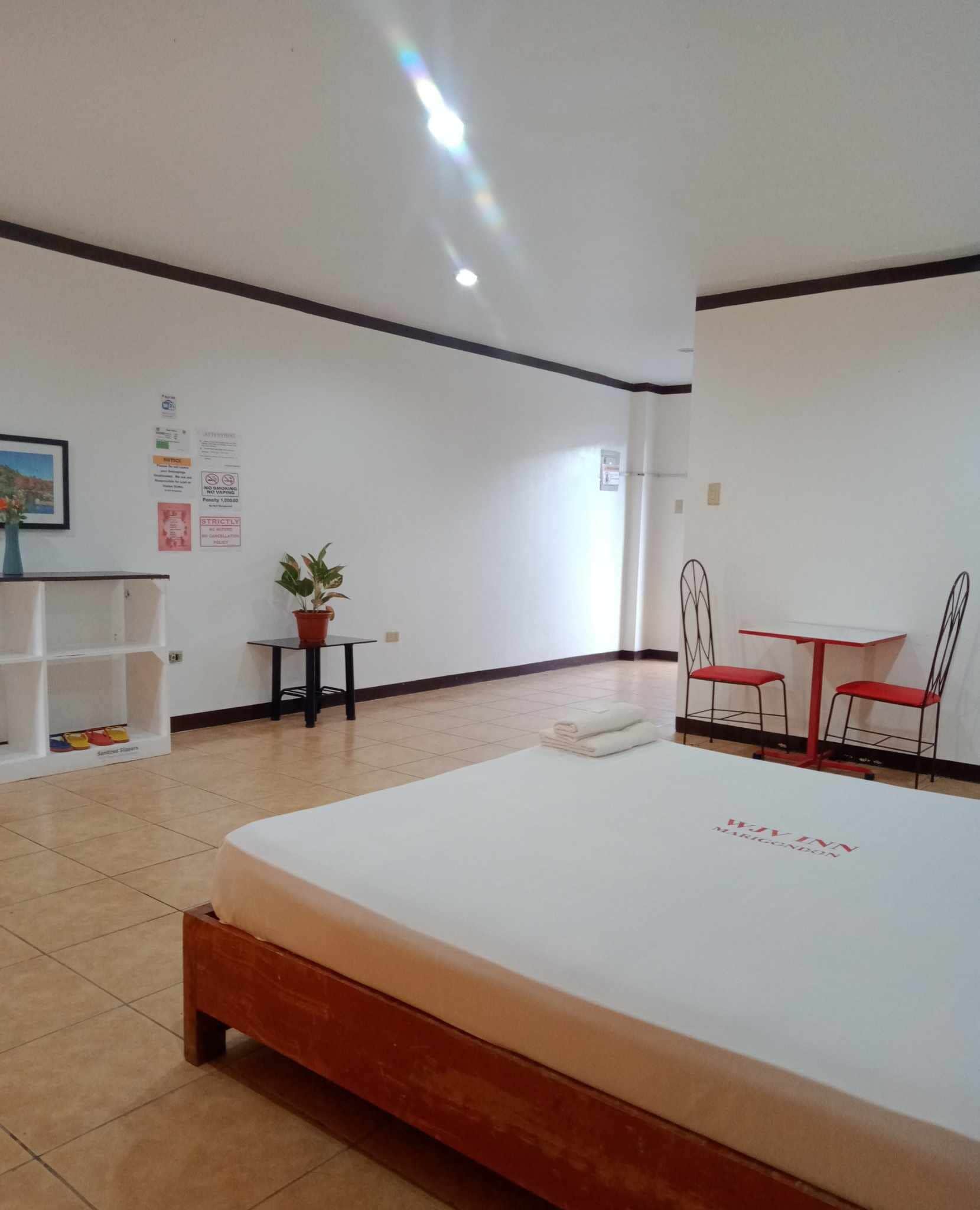 Basic Room | 1 bedroom, bed sheets