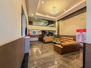 Lobby - Zip By Spree Hotels Shirdi (Rahata)