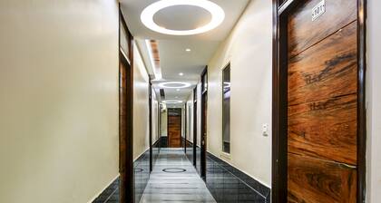 Hotel Batra Holiday Home