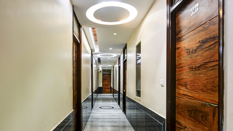 Hotel Batra Holiday Home