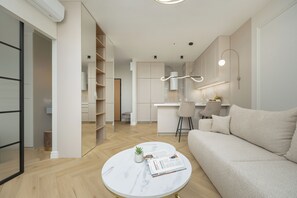 Apartment, 1 Bedroom, Balcony - Żupnicza Apartment Warsaw by Renters (Warsaw)