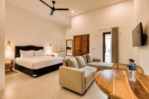 Minibar, iron/ironing board, bed sheets - Lala Panzi Villa (Jimbaran)