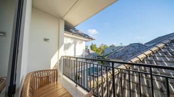 Deluxe Room | Balcony