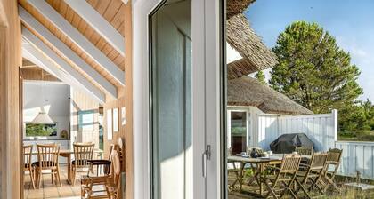 "Elenor" - 1.1km from the sea by Interhome