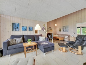 Fernseher, Kamin