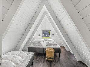 3 bedrooms, Internet