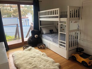 3 sovrum, strykjärn/strykbräda, wi-fi och sängkläder