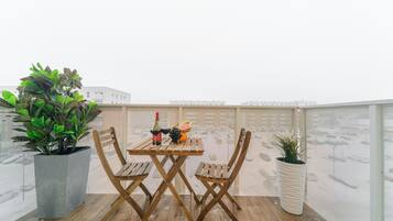 Căn hộ Superior, ban công, quang cảnh sân vườn | Ban công