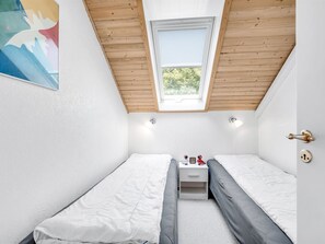 2 bedrooms, Internet