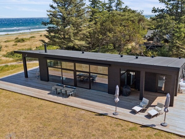 Outdoor dining - "Rakita" - 75m from the sea by Interhome (Sjællands Odde)
