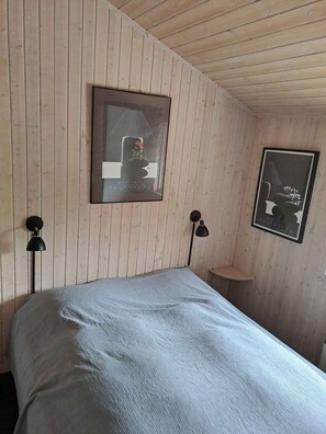 4 habitaciones, tabla de planchar con plancha y wifi gratis 