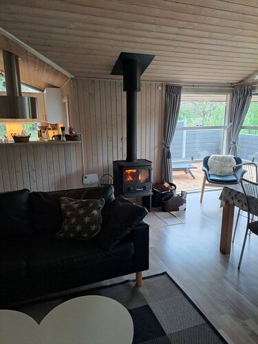 Cozy summer house and annex in tranquility