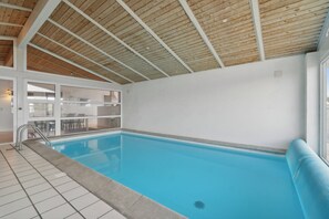 Indoor pool, a heated pool - Pool house close to the coast (Vestervig)