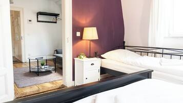 2 Schlafzimmer, Reisekinderbett, kostenloses WLAN, Bettwäsche