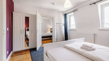 2 dormitorios, cuna de viaje, wifi gratis y ropa de cama