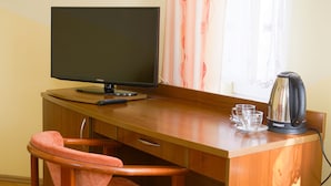 Standard Double Room, City View | Bed sheets - Meduza Natura Tour (Swinoujscie)