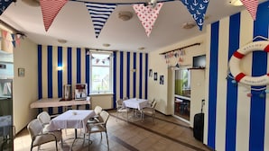 Coffee shop - Meduza Natura Tour (Swinoujscie)