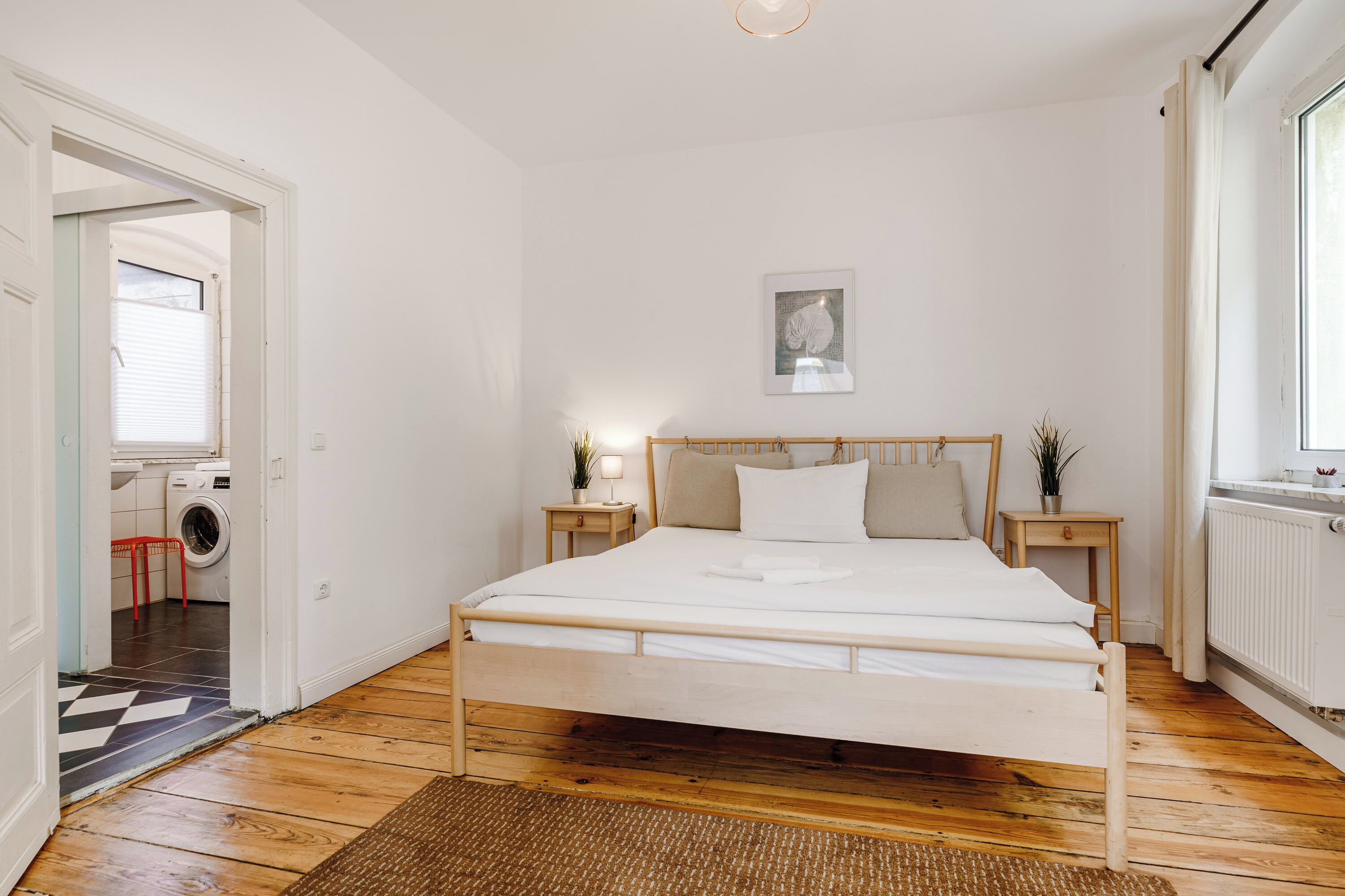 4 bedrooms, travel crib, free WiFi, bed sheets