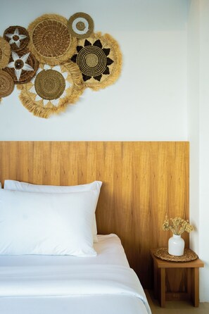 4 bedrooms, in-room safe, blackout curtains, iron/ironing board - Yoki Villa by Betterplace (Canggu)