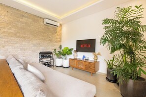 Villa | Living room - Yoki Villa by Betterplace (Canggu)