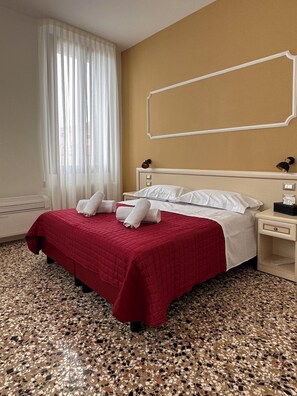 Family Apartment, Lagoon View | In-room safe, soundproofing, free WiFi, bed sheets - Collegio AMDG (Venice)