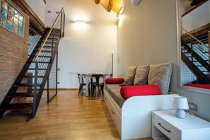 Classic Apartment, Lagoon View - Collegio AMDG (Venice)