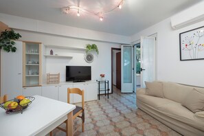 Apartment | Living area