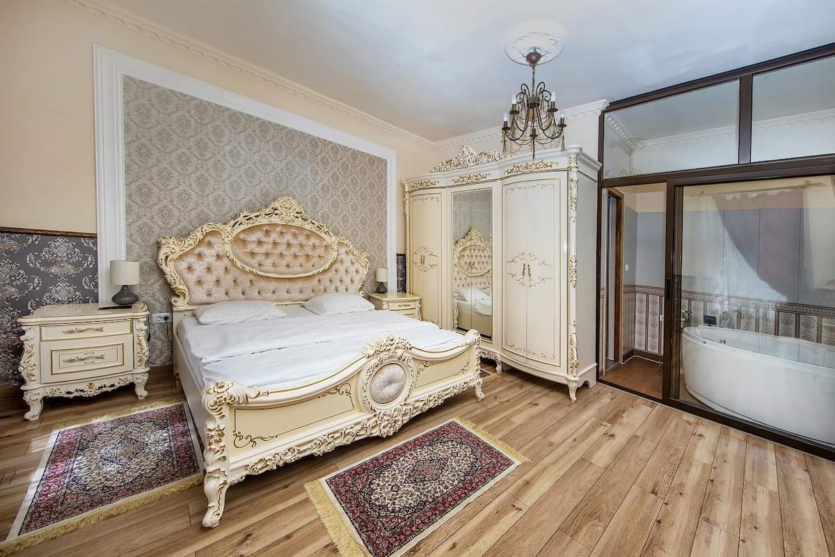 Deluxe Studio, City View | 1 bedroom, individually furnished, free WiFi, bed sheets