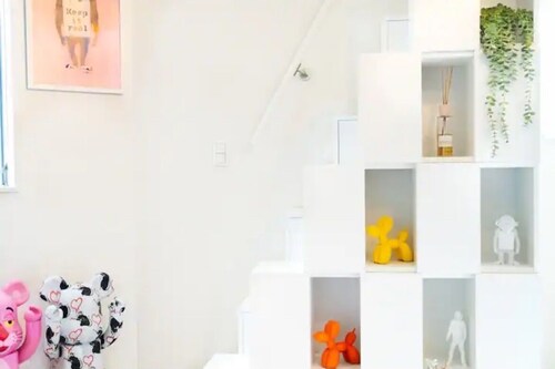 Art House] 37 ㎡ Max 4 people 10 min walk from Shibuya station Shin-minami exit / FireStick available / Long term stay recommended