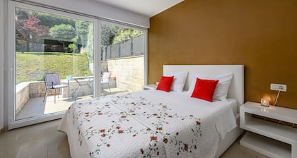 Apartment Bianca with terrace in Poreč